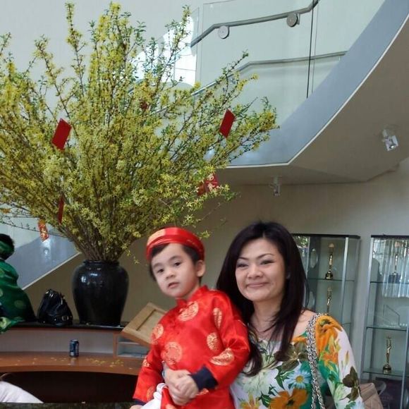 Meet your Posher, Ivy - Picture 1 of 1